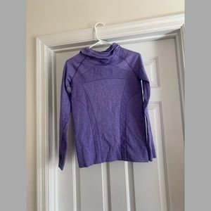 Ivivva long sleeve hooded top